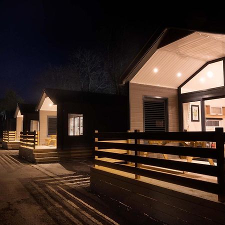 Caledonian Lodges 3 Инвернесс Экстерьер фото